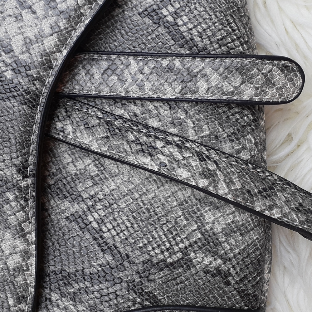 Python saddle bag - Picture 4 of 6